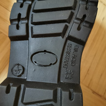 Töökingad s 37