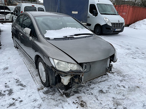 Honda Civic 2006-2009 Hybriid (2 фото из 10)