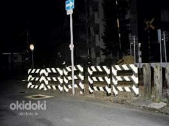 Atstarojošā krāsa Noxton metālam un betonam