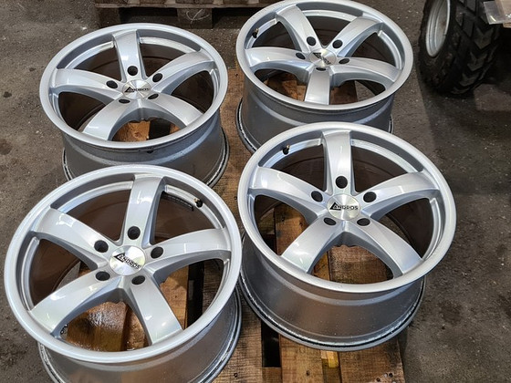 Valuvelg 5x 130mm 18" laius 10" ET 58
