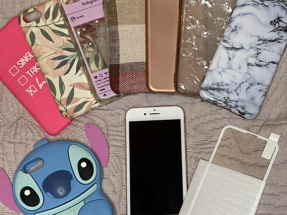 iPhone 8 gold, 64GB