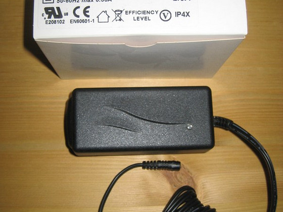 Toiteplokk, Power supply 9V DC 2,5A