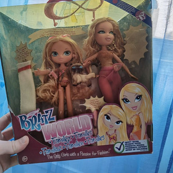 Bratz familiez. Cloe & Polita