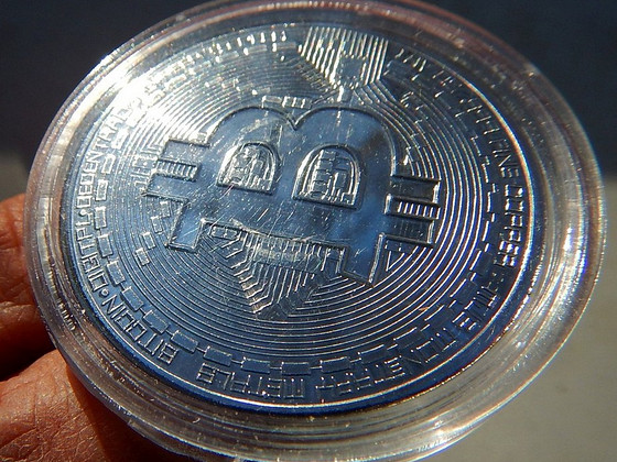 Биткоин. Коллекционная монета