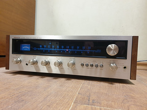 Pioneer SX-525 AM/FM Stereo Receiver (1972-74) (1 foto / 4)
