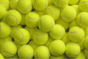 Müün tennisepalle lahtiselt (umbes 80 tükki) (1 foto / 1)