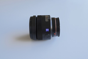 Sony Zeiss Planar T * 85 mm f / 1.4 ZA SAL85F14Z (Крепление (6 фото из 10)