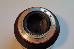 Sony Zeiss Planar T * 85 mm f / 1.4 ZA SAL85F14Z (Крепление (2 фото из 10)