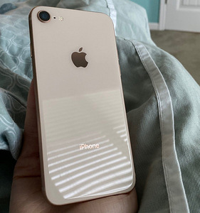 Müüa iPhone 8, Rose Gold 64GB (1 foto / 3)