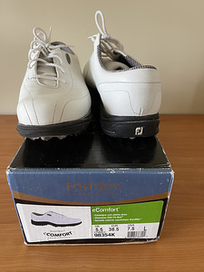 Golfikingad daamidele/ Ботинки для гольфа женские (2 фото из 2)