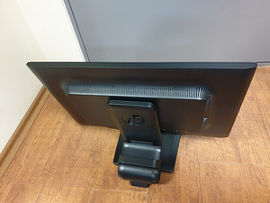 Hp compaq ZR2330W (23 TOLLI Full HD IPS ekraan) (2 foto / 2)