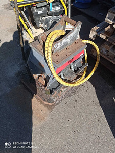 Виброплита jcb4cx (1 фото из 2)