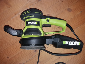 WORX WU652 125мм Эксцентриковая шлифмашина (1 фото из 6)