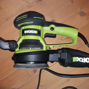 WORX WU652 125mm eksentriklihvija