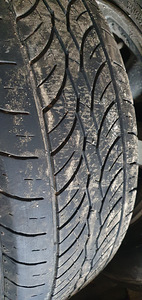 Rehvid koos velgedega 205/70 R15 (2 foto / 2)