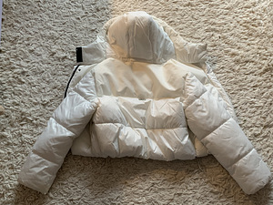 Куртка Bershka (2 фото из 3)