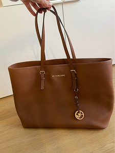 Сумка Michael Kors (1 фото из 3)