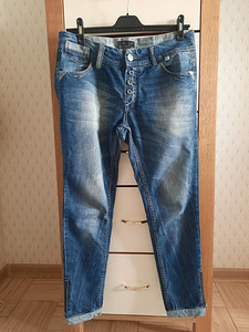 Bershka boyfriend teksad (1 foto / 2)