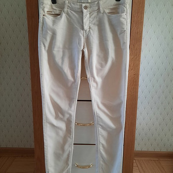 Stradivarius teksad