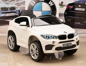 Детский булый электромобиль BMW X6M 2199 с пультом (3 фото из 3)