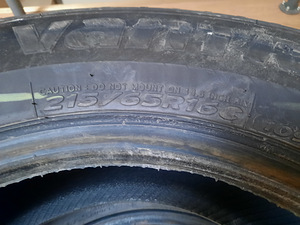 215/65R16C (2 foto / 3)