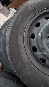 Veljed rehviga 215/65/16 Chrysler Grand Voyager 2007-lt (5 foto / 5)