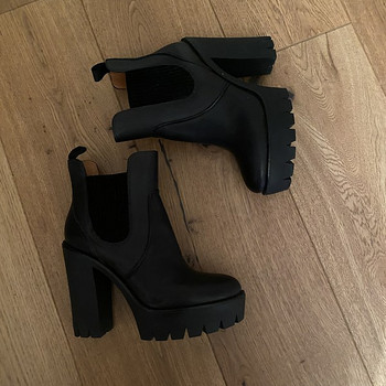 Marc By Marc Jacobsi nahast saapad