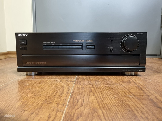 Sony TA-F 606ES
