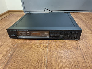 Onkyo T4015 Fm Stereo tuner (2 foto / 3)