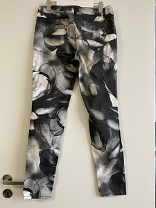 Teksad Karen Millen (2 foto / 2)