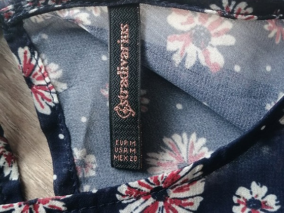 Платья