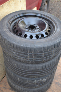 FORD JA VOLVO + ILUKILBID MONDEO, FOCUS, GALAXY (1 foto / 8)