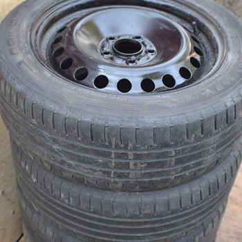 FORD JA VOLVO + ILUKILBID MONDEO, FOCUS, GALAXY