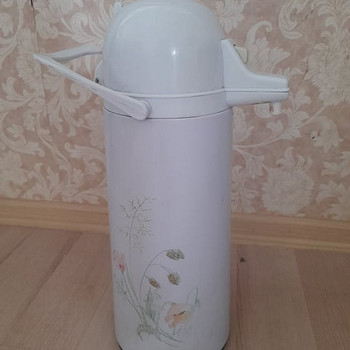 Retro pumbaga termoskann