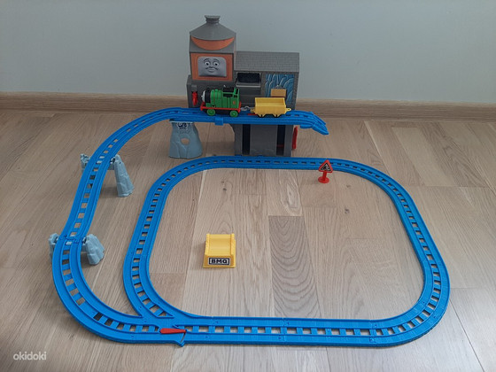 Паровоз THOMAS & Friends