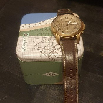 Наручные часы Fossil Grant