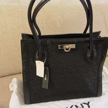 Uus DKNY kott