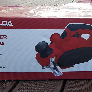 Höövel QVALDA QEP8080