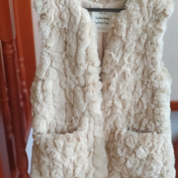 Lastevest s.152 Zara