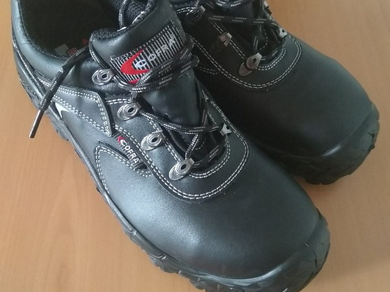 Safety shoes COFRA новые