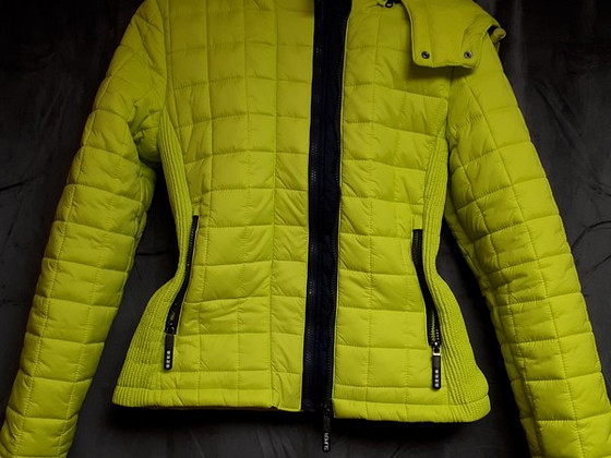 Новая куртка Superdry, M, тёплая
