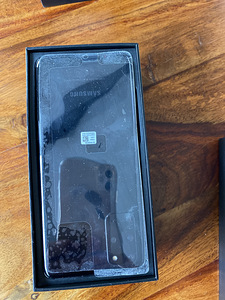 Galaxy s20+5g (2 фото из 2)