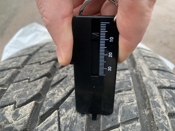 Cross Contact UHP 275/45/20