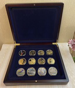 Kollekt. kullat.(24 karaad) medalitest ajaloost (12) sertif. (1 фото из 10)