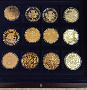 Kollekt. kullat.(24 karaad) medalitest ajaloost (12) sertif. (3 фото из 10)