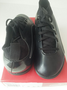 UUS. Детские футбольные бутсы Puma стр.33, стр.34.5 (2 фото из 2)
