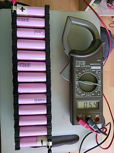 Elektrisõidukite akude müük (3 foto / 6)