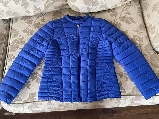 Guess куртка на девочку