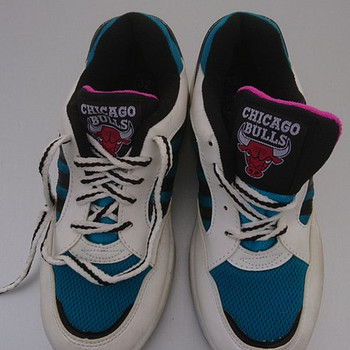 Детские кроссовки Chicago Bulls