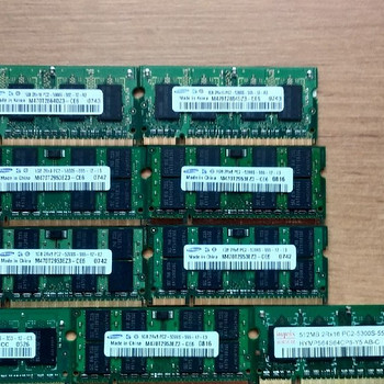 Оперативная память для ноутбука (DDR2).